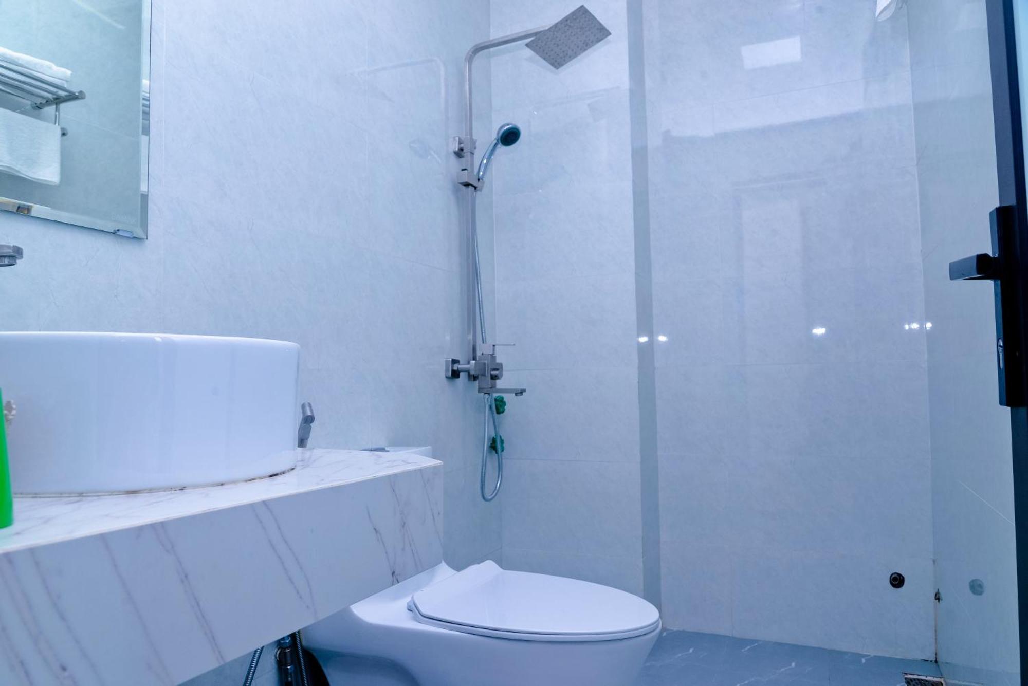 Viet Hoang Hotel 하롱 외부 사진