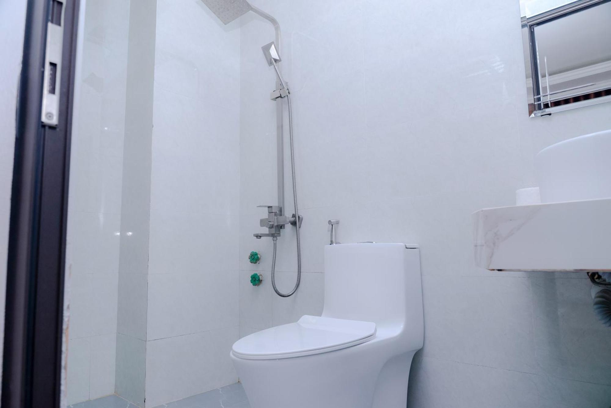 Viet Hoang Hotel 하롱 외부 사진